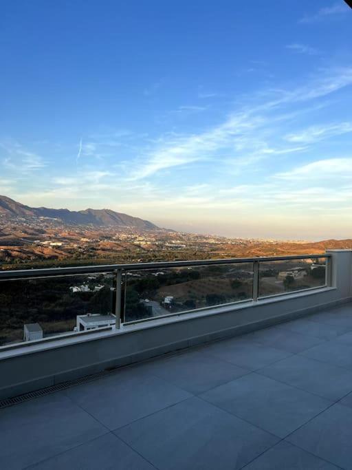 Luxury Penthouse With Sea View In La Cala Golf Resort 라칼라데미야스 외부 사진